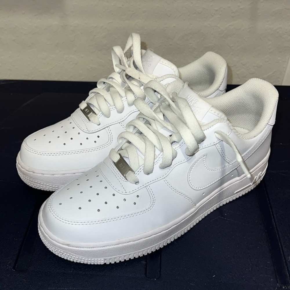 Women’s Nike Air Force 1 in white. Size 8.5